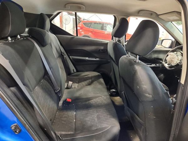 2022 NISSAN KICKS S