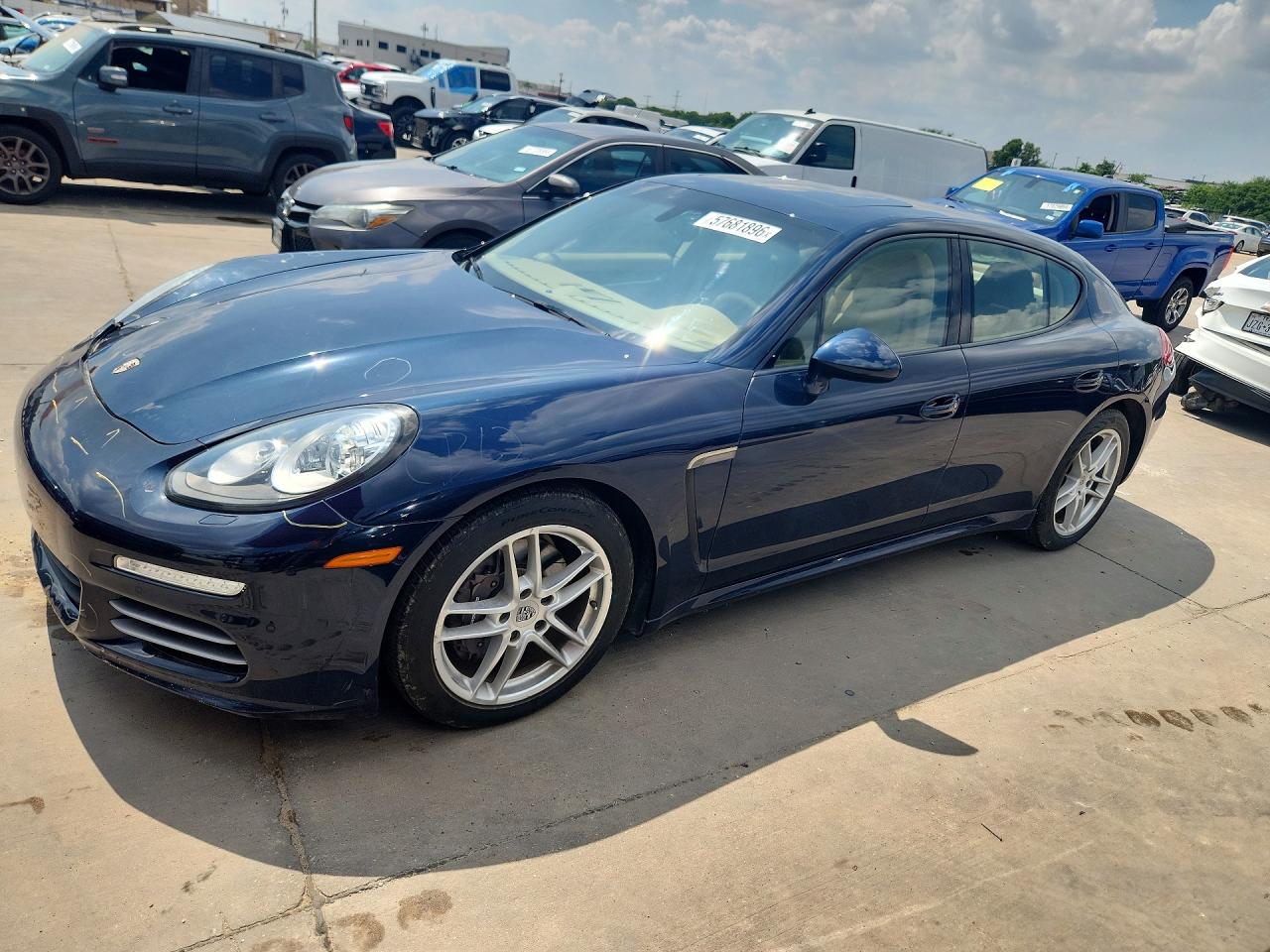 2014 PORSCHE PANAMERA Base (2WD), 4 (4WD)