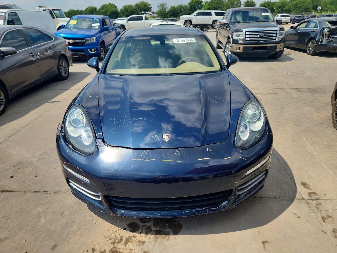2014 PORSCHE PANAMERA Base (2WD), 4 (4WD)
