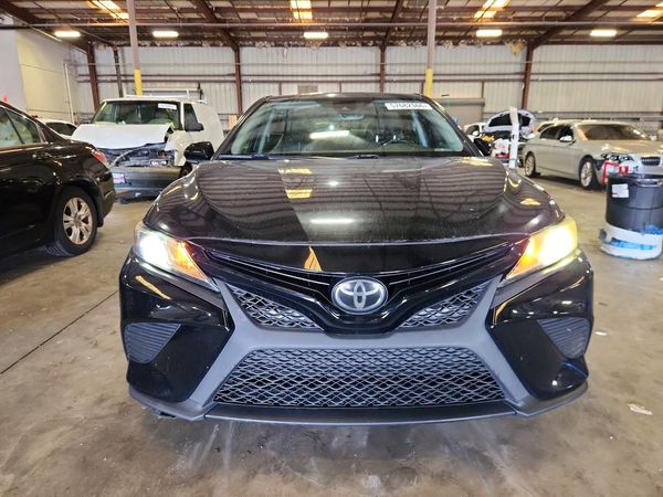 2020 TOYOTA CAMRY