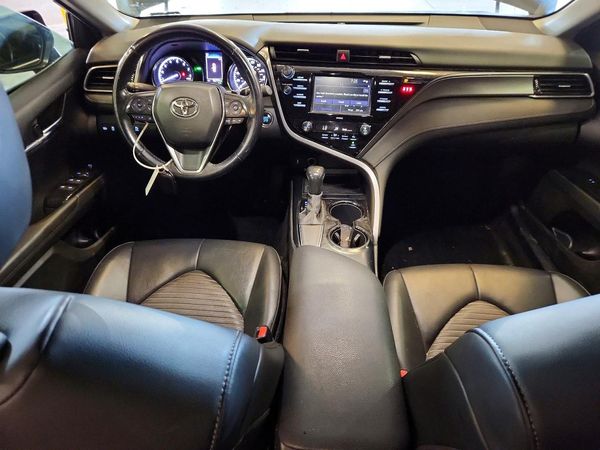 2020 TOYOTA CAMRY