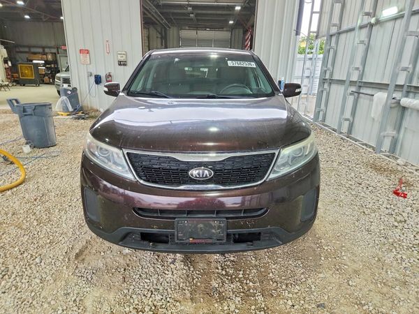 2015 KIA SORENTO GL