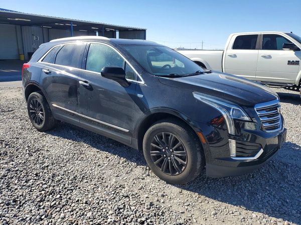 2017 CADILLAC XT5 Base