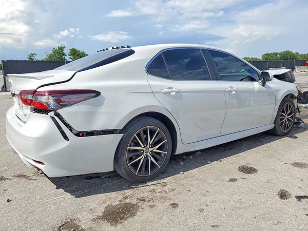 2023 TOYOTA CAMRY
