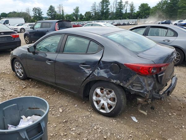 2015 MAZDA 3