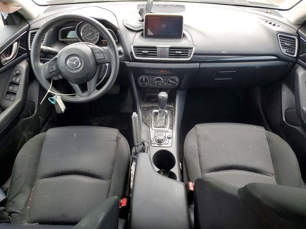 2015 MAZDA 3
