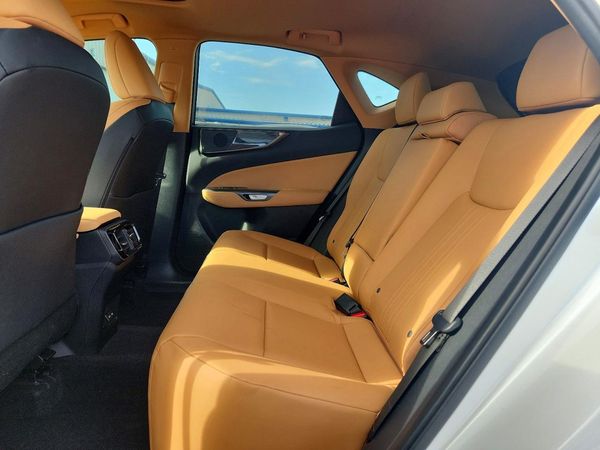 2025 LEXUS NX