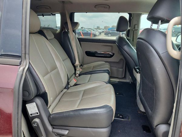 2016 KIA SEDONA EX - Middle level