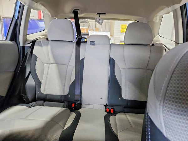 2021 SUBARU FORESTER Base
