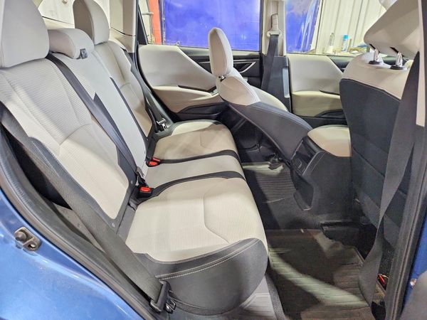 2021 SUBARU FORESTER Base