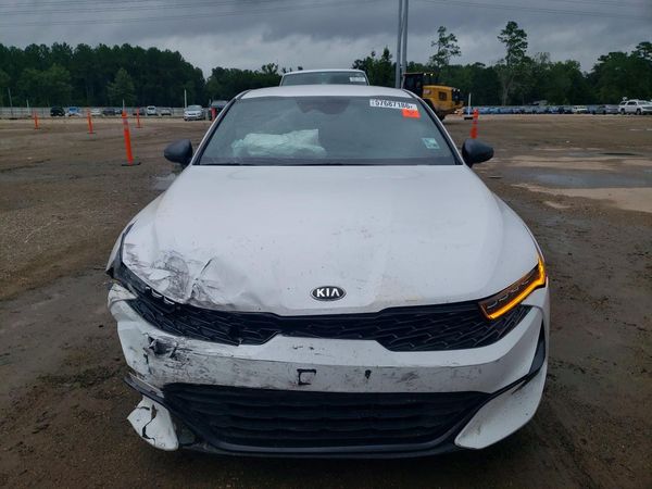 2021 KIA K5