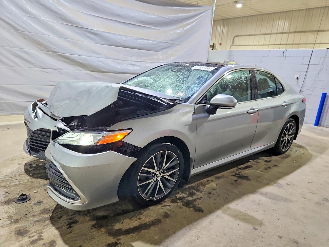 2022 TOYOTA CAMRY