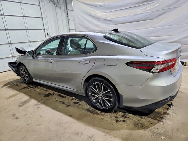 2022 TOYOTA CAMRY