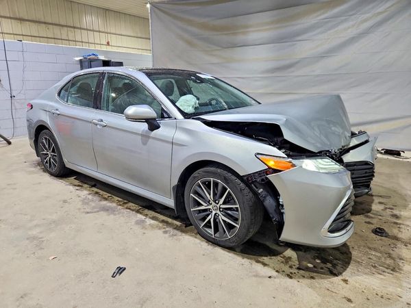 2022 TOYOTA CAMRY