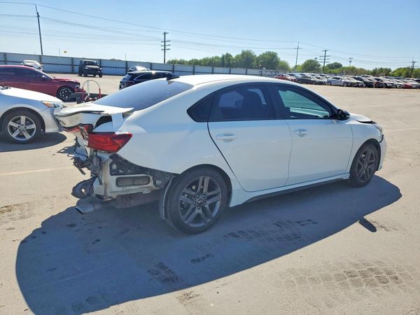 2020 KIA FORTE GT Line