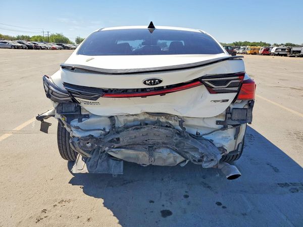 2020 KIA FORTE GT Line