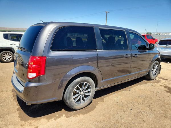 2019 DODGE GRAND CARAVAN SE