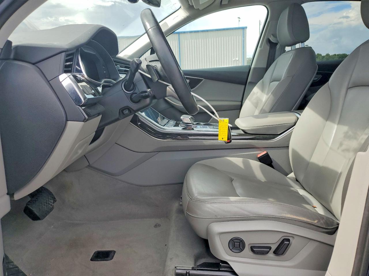 2022 AUDI Q7 quattro Premium Plus