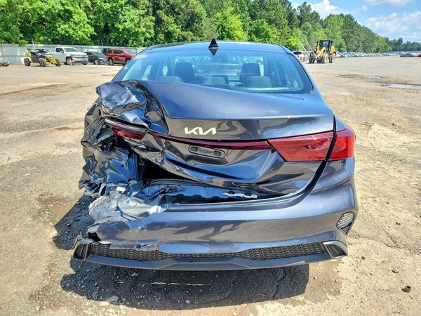2022 KIA FORTE FE, LXS