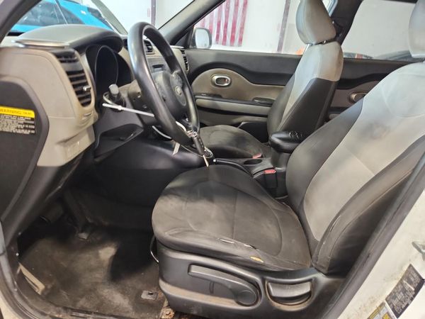2015 KIA SOUL GL(Middle-low grade)