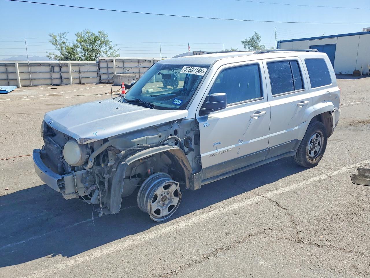2014 JEEP PATRIOT Sport — Front 3/4