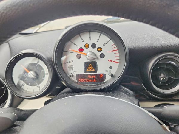 2012 MINI COOPER
