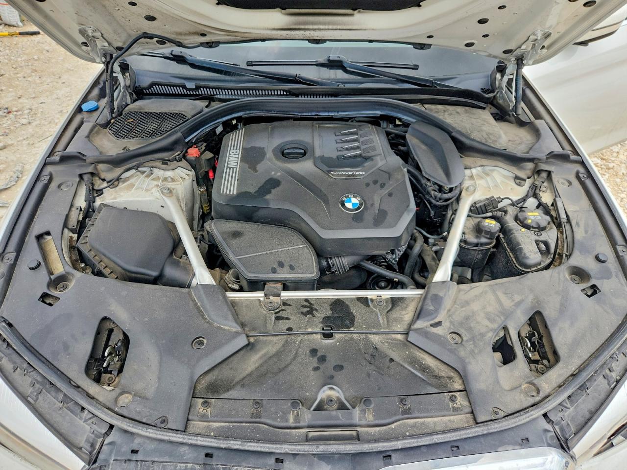2020 BMW 530