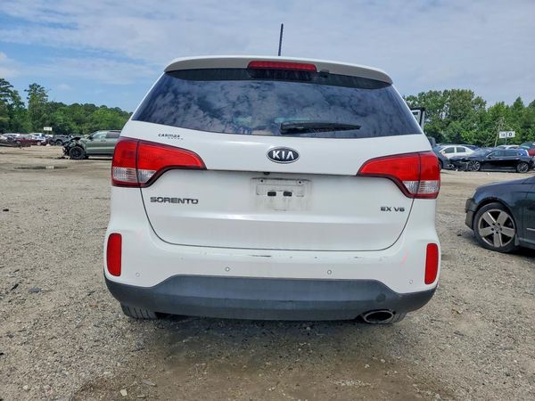 2015 KIA SORENTO GLS