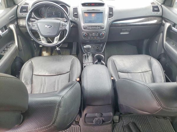 2015 KIA SORENTO GLS