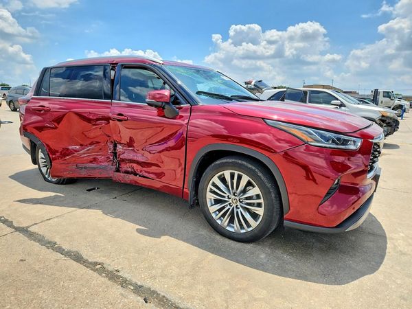 2024 TOYOTA HIGHLANDER
