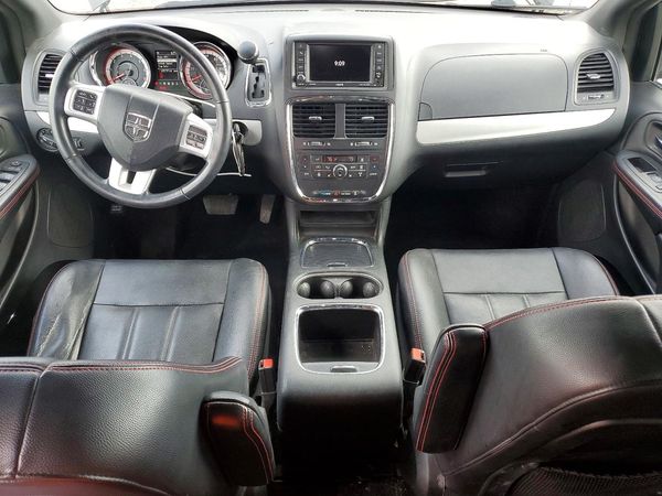 2017 DODGE GRAND CARAVAN GT