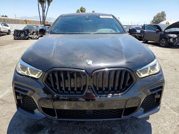 2022 BMW X6 xDrive40i