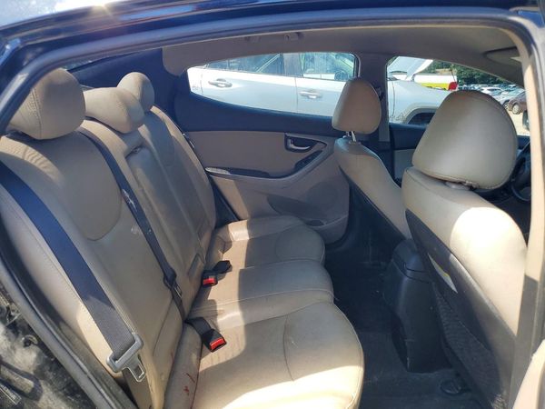 2014 HYUNDAI ELANTRA