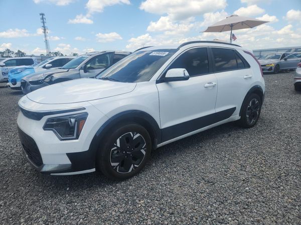 2025 KIA NIRO