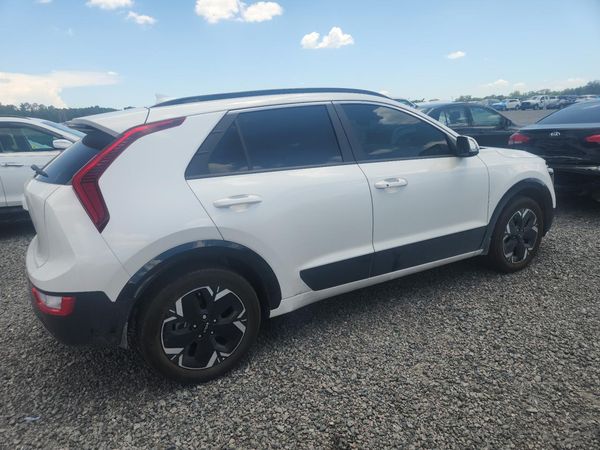 2025 KIA NIRO Wind
