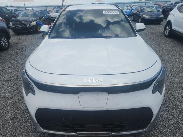 2025 KIA NIRO Wind