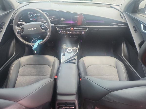 2025 KIA NIRO Wind