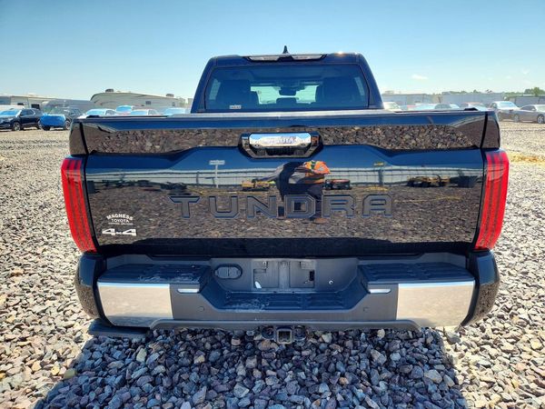 2023 TOYOTA TUNDRA Limited