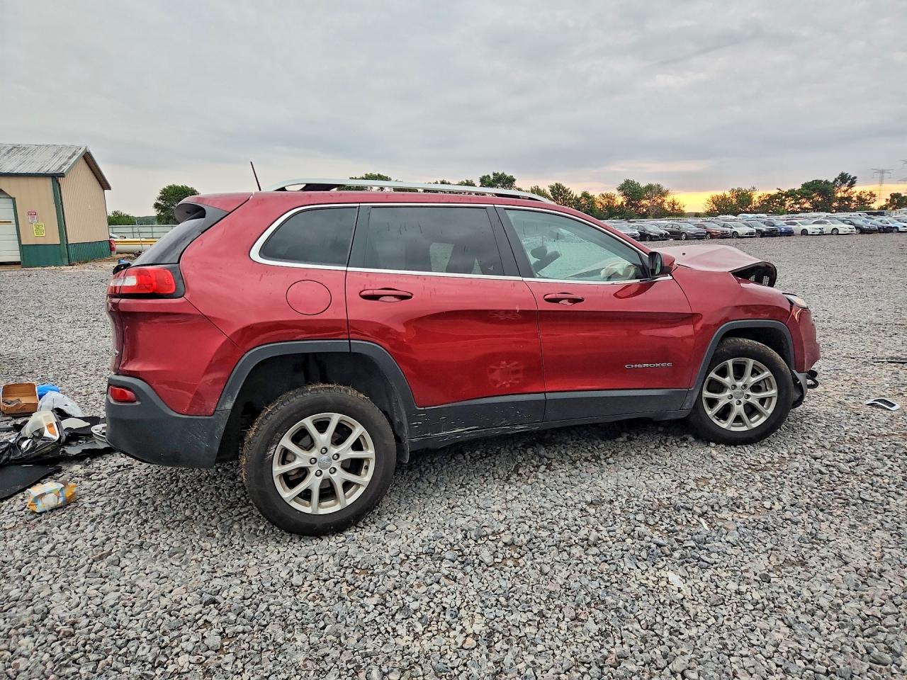 2017 JEEP CHEROKEE LATITUDE FWD