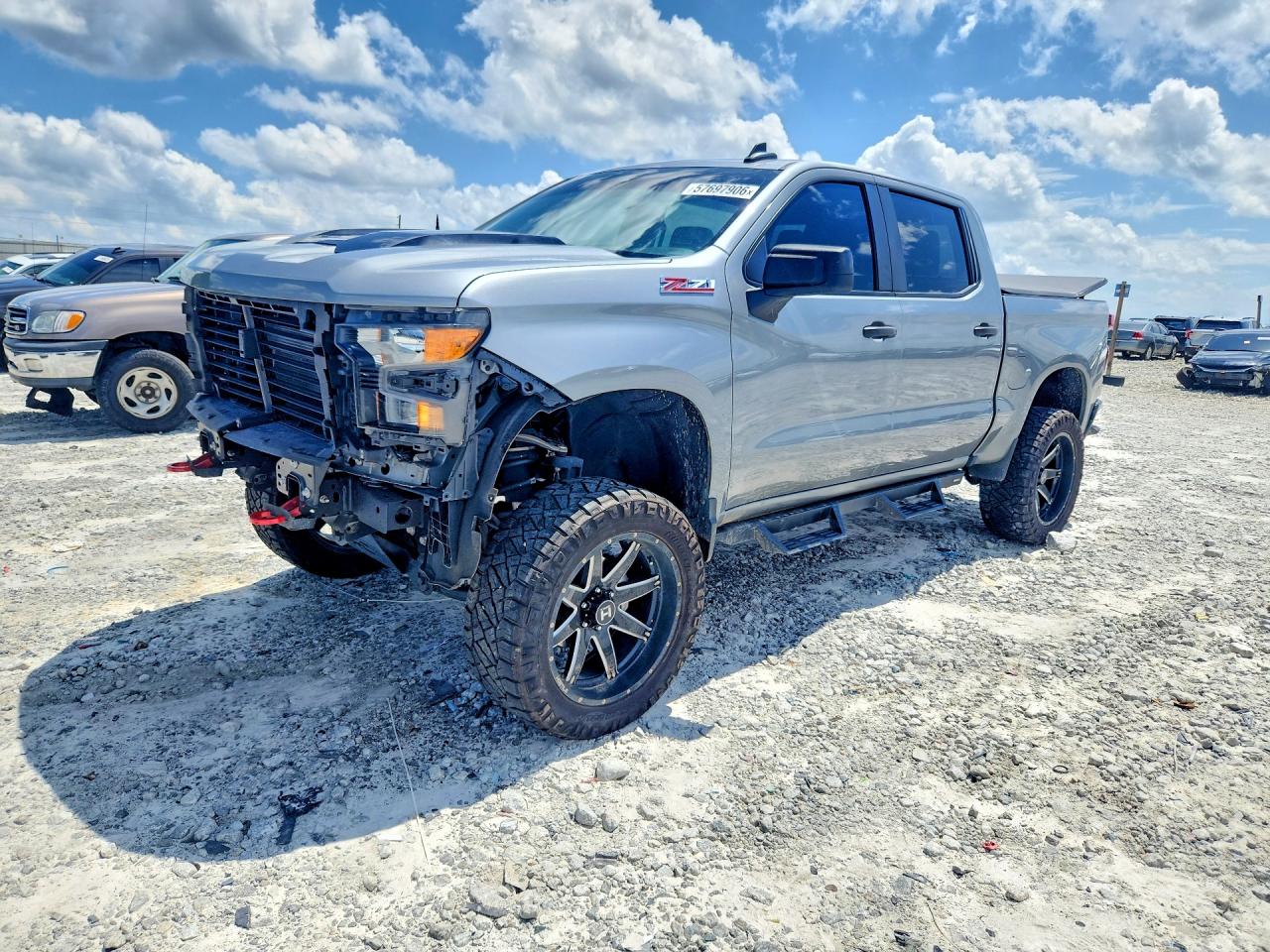 2024 CHEVROLET SILVERADO Trail Boss Custom