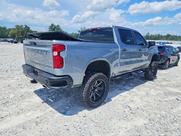 2024 CHEVROLET SILVERADO Trail Boss Custom