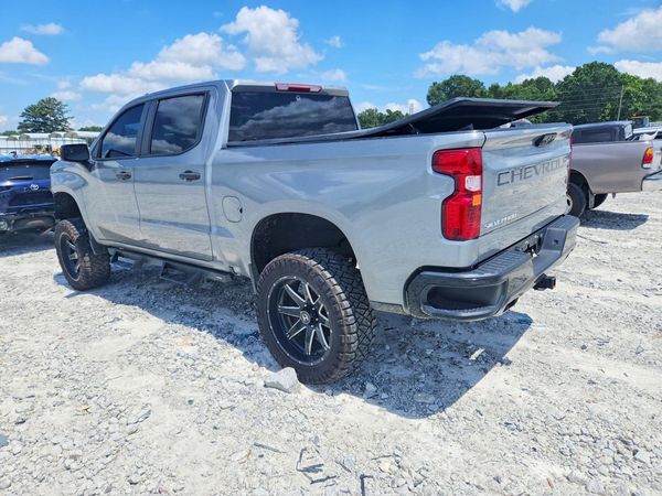 2024 CHEVROLET SILVERADO Trail Boss Custom
