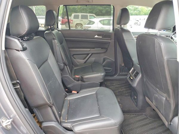 2021 VOLKSWAGEN ATLAS SE w/ Tech