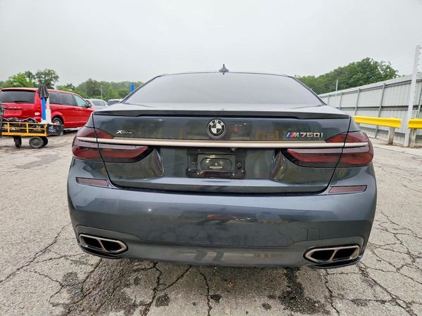 2018 BMW M760 xDrive