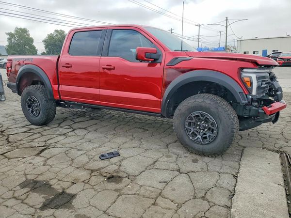 2024 FORD F150