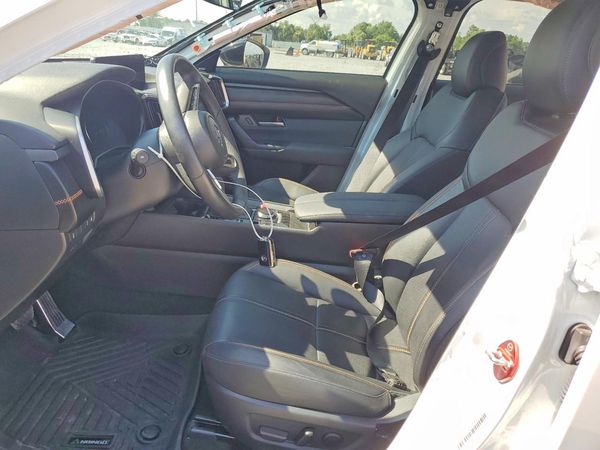 2025 MAZDA CX-50 Premium
