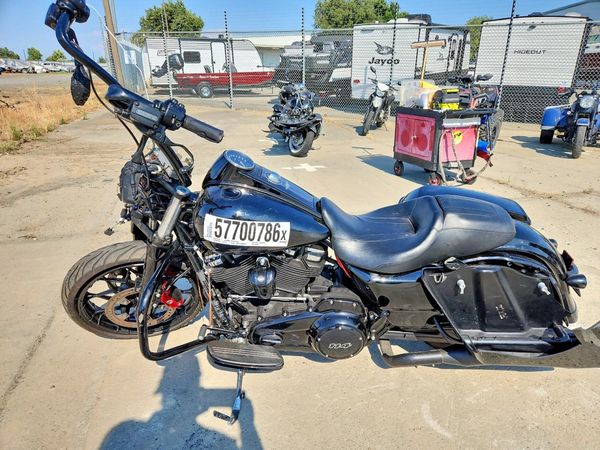 2020 HARLEY-DAVIDSON FL