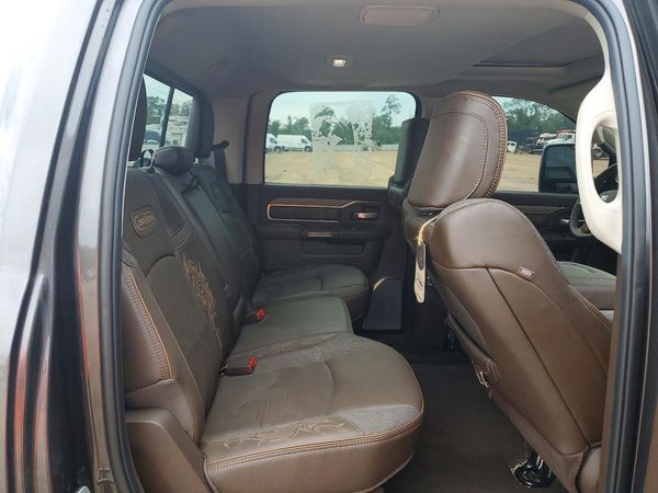 2026 RAM 3500 LIMITED CREW CAB 4X4