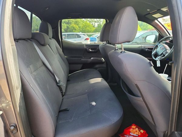 2019 TOYOTA TACOMA SR5