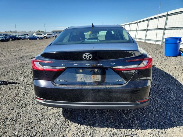 2025 TOYOTA CAMRY